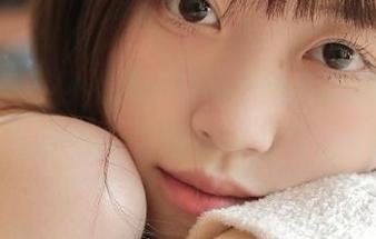 森萝财团 – 小奶糕Milky的高跟鞋作品全集：捕捉她在时尚领域的每一个瞬间