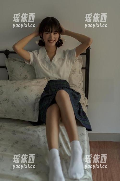 模范学院 - 甜美SiByl李思宁浴室写真集，尽在这里，快来获取超值资源吧！
