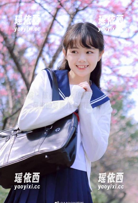 模范学院-陈小诺Niki 模范学院 - 陈小诺Niki的豹纹世界:独具风格的写真作品图册合集