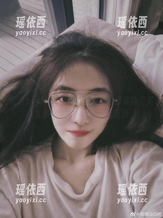 樱晚gigi礼服写真：一场视觉盛宴的完美套图，揭示美丽的多重面貌