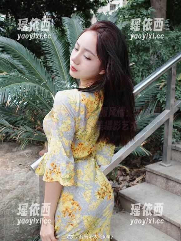 撷取洛丽塔大哥的水手服风情：丰富图库下载，尽享唯美摄影艺术
