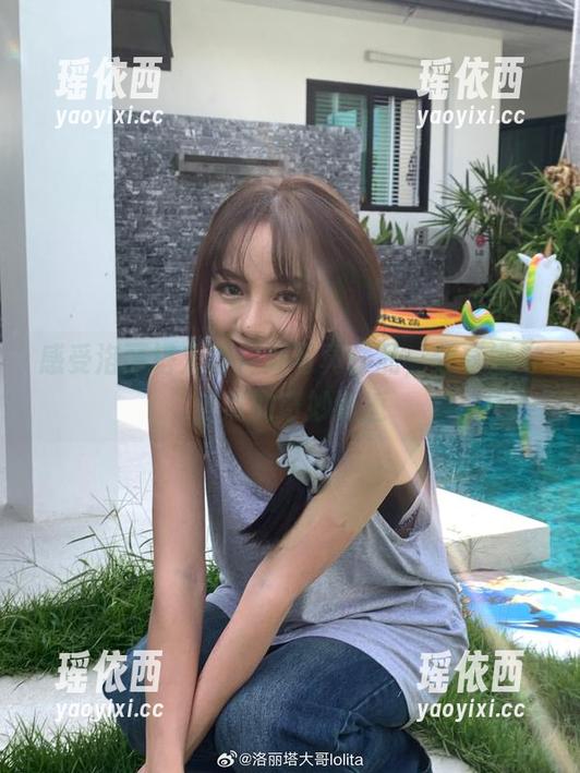 洛丽塔大哥 感受洛丽塔大哥户外写真作品,分享她与自然的奇妙邂逅