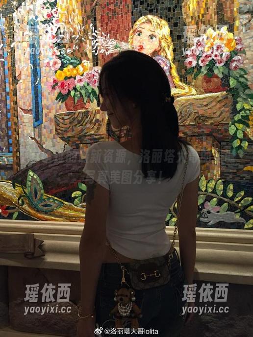 洛丽塔大哥 不容错过的最新资源,洛丽塔大哥的圣诞写真美图分享!