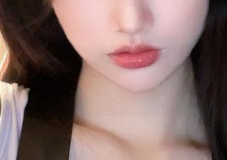 让人心动的清颜颜子私拍作品，黑暗护士风格的独特诠释
