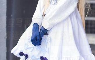 焖焖碳浴室写真最新作品集：带你进入她缔造的梦幻唯美艺术天地