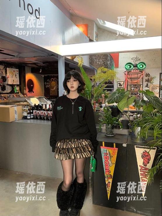爱蜜社 - 杨紫嫣candy的定制裸足写真，带你走进一个轻盈与优雅的世界