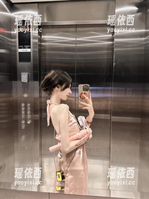 爱蜜社 - 最新萌琪琪Irene体操服图包，感受少女的梦幻与力量！
