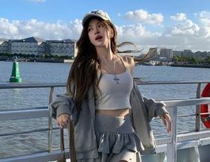 甜美时光：白莉爱吃巧克力写真作品“Miku”原图精彩回顾