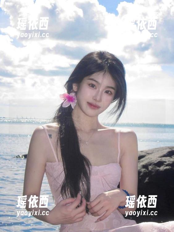 微密圈 - 春节特别版！禅雨儿Lynne秘书美图更新，带给你不一样的体验！