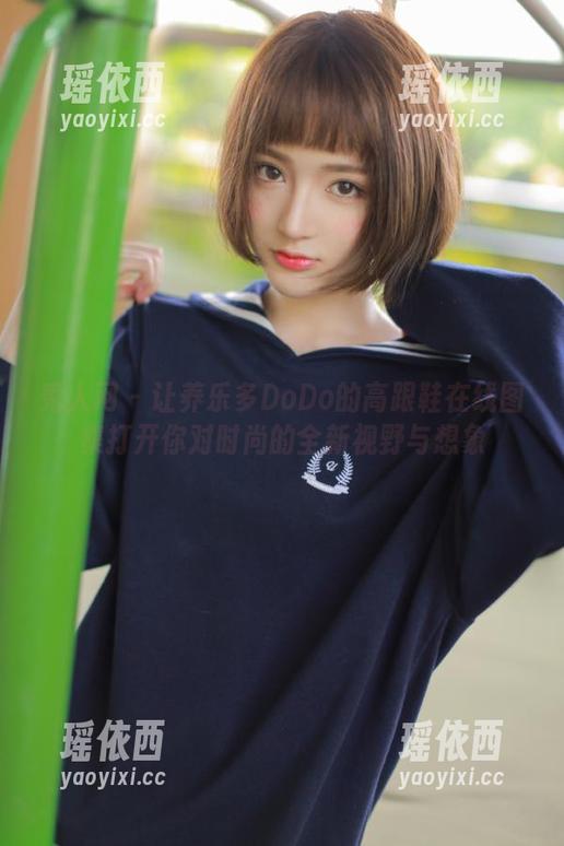 秀人网 - 让养乐多DoDo的高跟鞋在线图集打开你对时尚的全新视野与想象