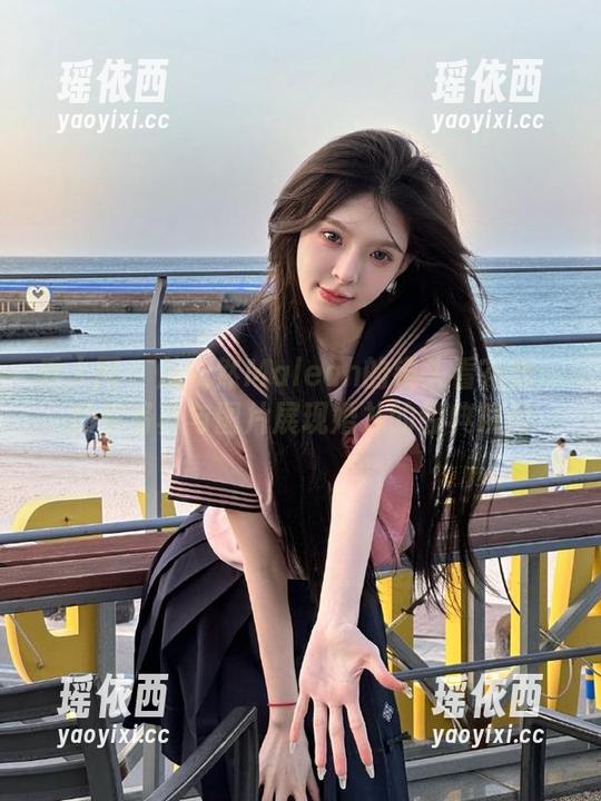 秀人网 - 从安然Maleah的镜头看花嫁：精彩写真与图片展现婚礼的经典瞬间