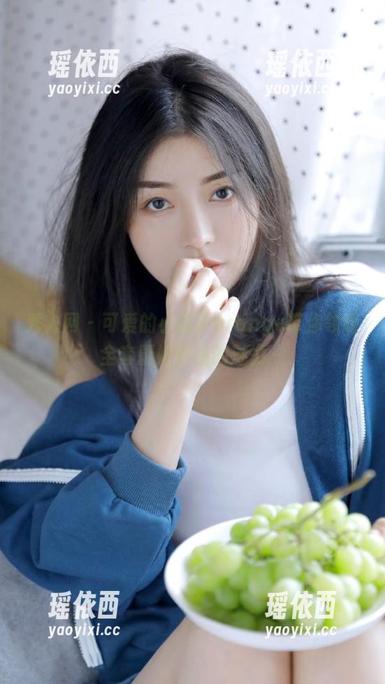 秀人网 - 可爱的小橘子orange带你领略全套厨娘作品的魅力～