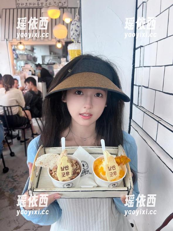 秀人网 - 突破视觉极限，小爪几秘书美图更新，性感与优雅并存！