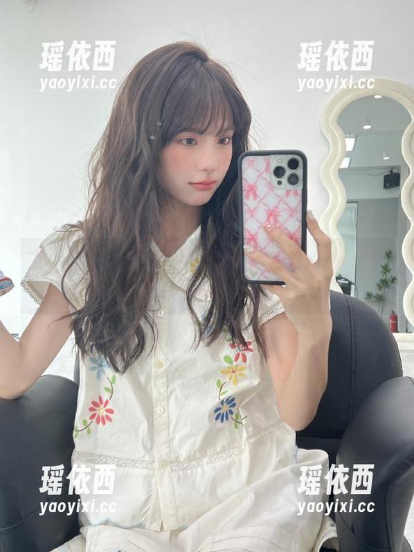 秀人网 - 幼幼精选自拍写真合集：每一张都是她的独特风格与个性表达！