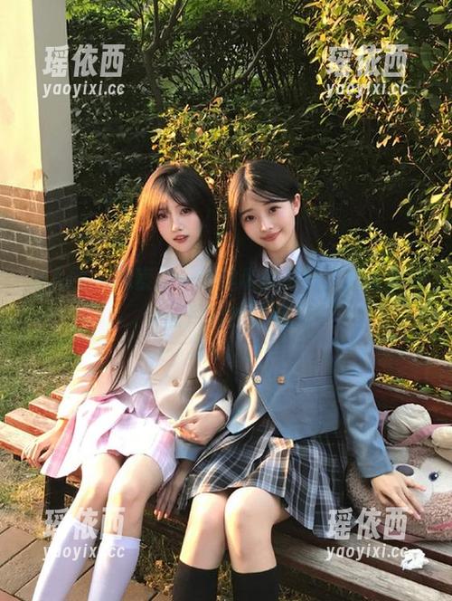 秀人网 - 探索恩一黑丝私房写真，感受每一张图片的独特魅力