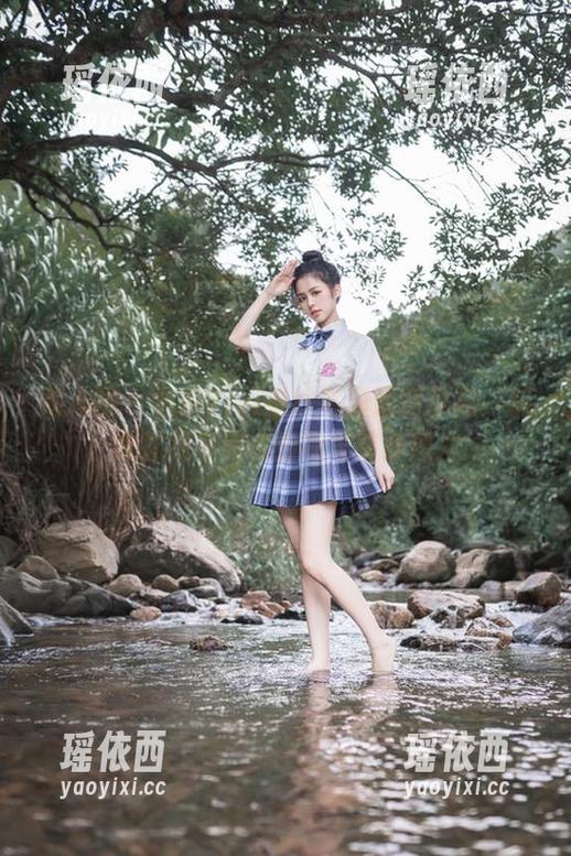 秀人网 - 慧敏Vivi婚纱写真最新作品：极致优雅与浪漫的完美结合照片