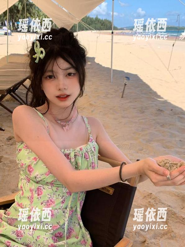 秀人网 - 全方位展示！戴允祺双人写真全集，记录爱的每一个瞬间与作品