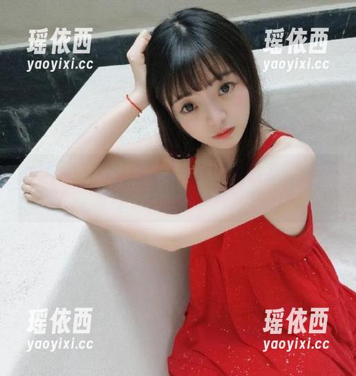 秀人网-水水姐 秀人网 - 精致厨娘水水姐写真合集,优雅氛围下的绝美图片分享