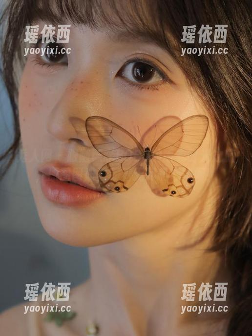 秀人网 - 跟随熊吖BOBO的毛衣时光之旅，原图图册里藏着无尽暖心瞬间！