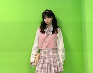 秀人网 – 玄子女神写真作品高清合集，网盘下载带你走入她的世界！
