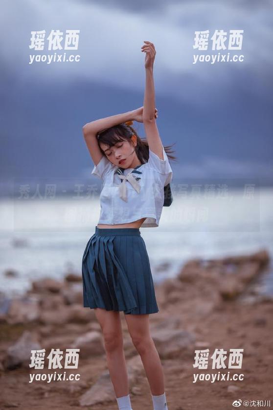 秀人网 - 王乔恩Abby女孩写真精选，原图捕捉梦想与真实的瞬间