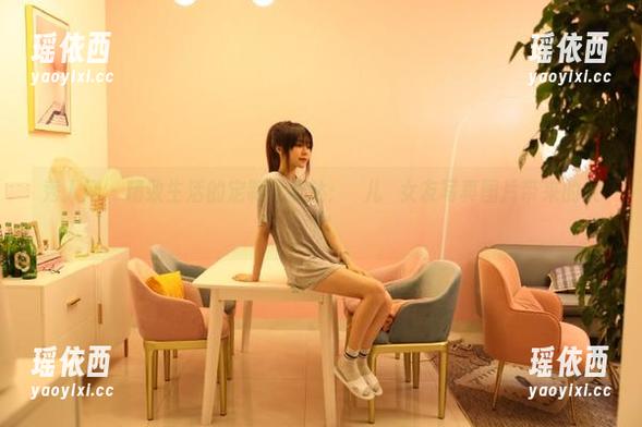 秀人网 - 精致生活的定制化表达：玥儿玥女友写真图片带来的灵感