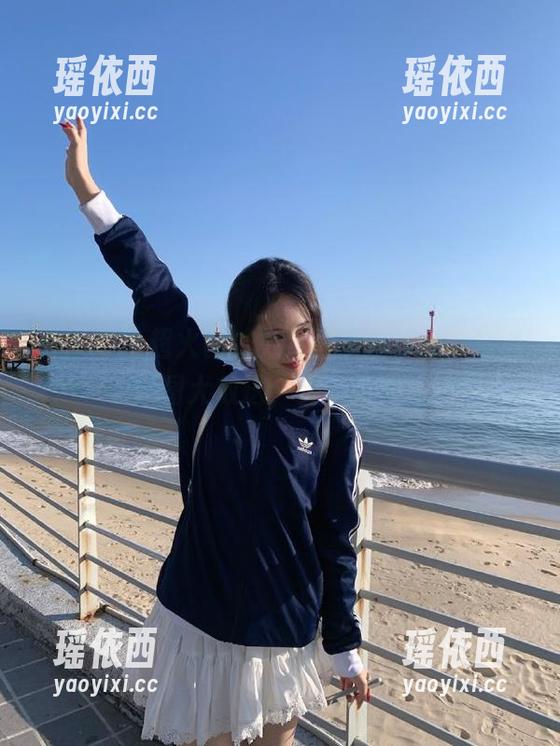 秀人网 - 超火白沫兔女郎最新作品，精选原图大放送，快来围观！