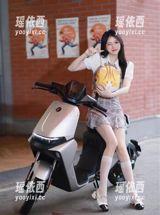 秀人网 - 时尚之旅：葛征净高184cm旗袍精品图集合集展现传统韵味