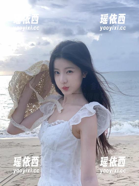 秀人网 - 陈小喵免费写真：会场接待员秘书制服，清新风格值得收藏！