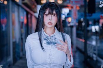 秋和柯基校服高清作品集：为你展现校园之外的独特青春