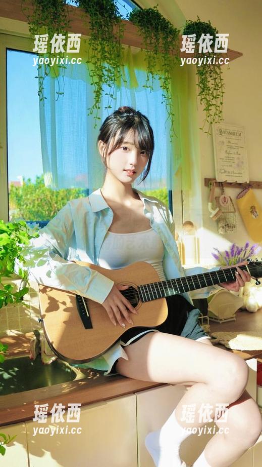 紧急企划 - 全套小恩修女写真，下载尽享她独特的艺术魅力！