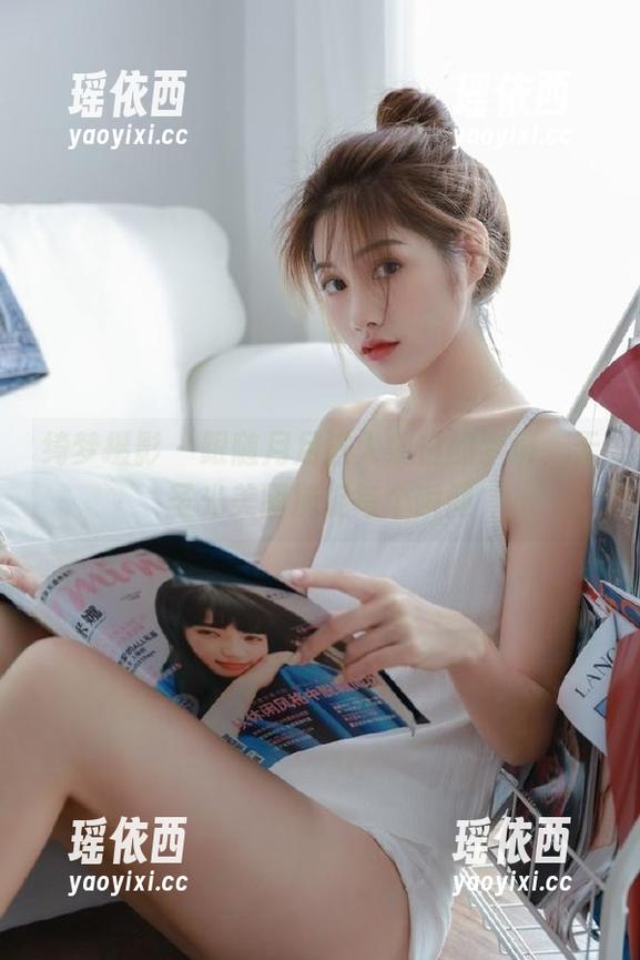 绮梦摄影 - 跟随月月进入纯白的梦境，无圣光美图捕捉每个瞬间
