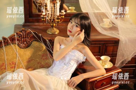 美媛馆-Love陆瓷 美媛馆 - 迷人魅力尽显,Love陆瓷学姐全套写真一键下载!