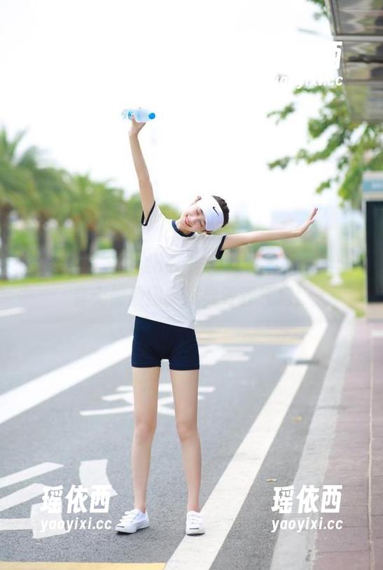 美媛馆 - 跟随Love陆瓷连体衣，欣赏全套无修原图，尽显青春气息！