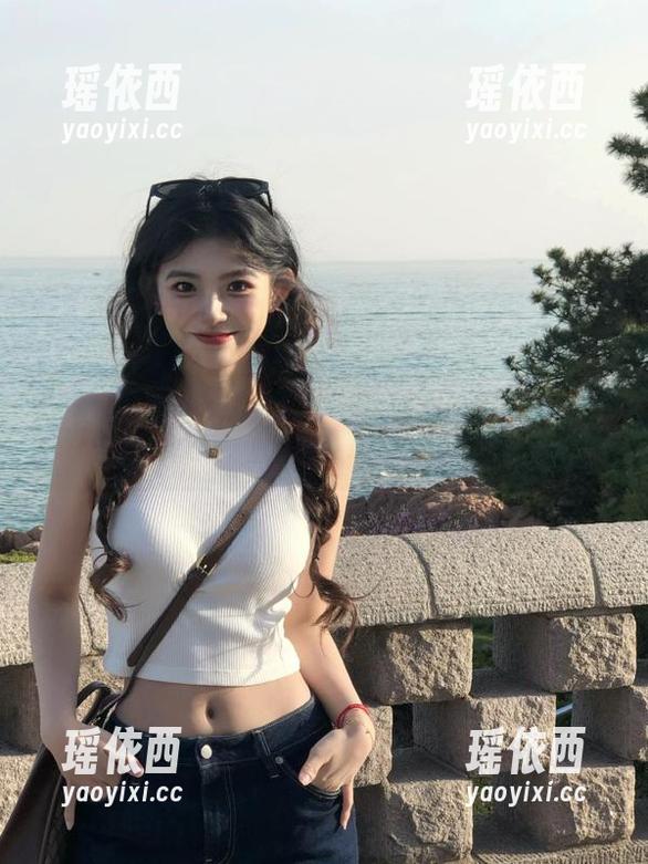 美媛馆-Love陆瓷 美媛馆 - 探寻Love陆瓷的校园私房风格:独特图包记录花样年华