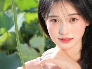 美媛馆 – 高清媛媛酱写真作品推介：不可错过的死库水系列美图尽在其中