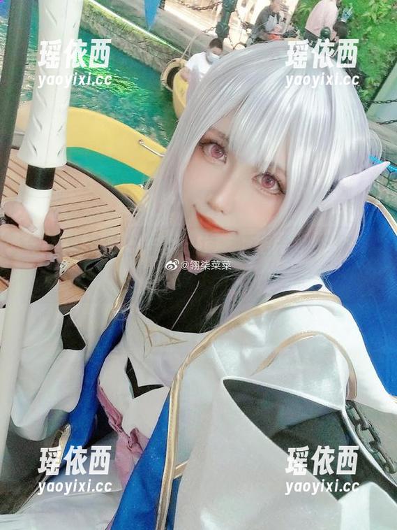 翎柒菜菜的白毛衣秘境，原图合集带你领略神秘与温暖