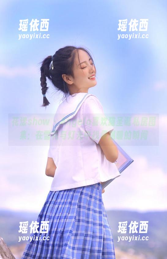 花漾show - Angela喜欢猫圣诞私房图集：在雪花与灯光中找寻温暖的瞬间