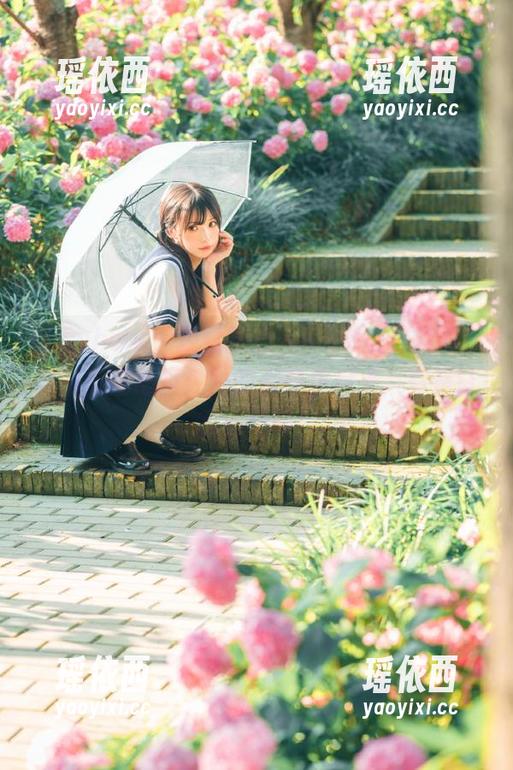 花漾show - 观看张思允Nice美足写真，我的自嘲心声：她的脚模仿起来，真是让我心虚啊！