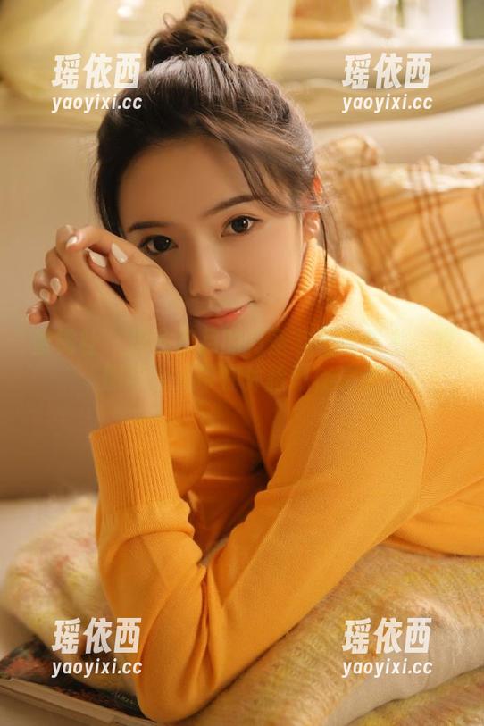 蜜桃社 - 揭秘初月的万圣节写真艺术：原图与合集带你体验恐怖之美