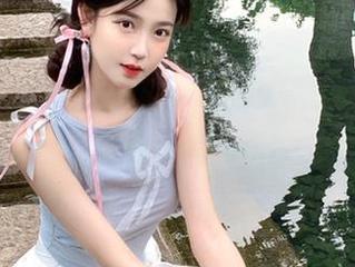 蜜桃社 – 温心怡制服写真，高清壁纸带你走进她的时尚世界！
