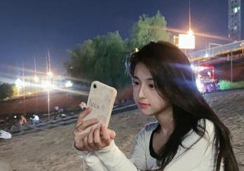 蜜桃社 – 全集欣赏绯月樱-Cherry美脚的原图，感受她带来的视觉震撼与美感