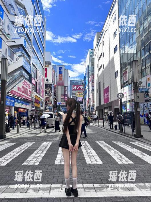 探索袜小喵镂空蕾丝作品精选，发现无与伦比的视觉盛宴