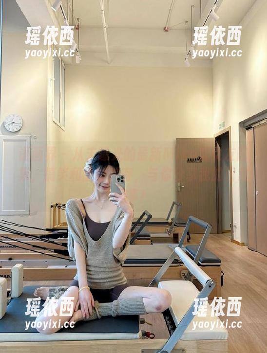 语画界 - 从未曝光的最新Miko酱女友图集，搞笑和甜蜜并存，与你分享我的日常趣事！