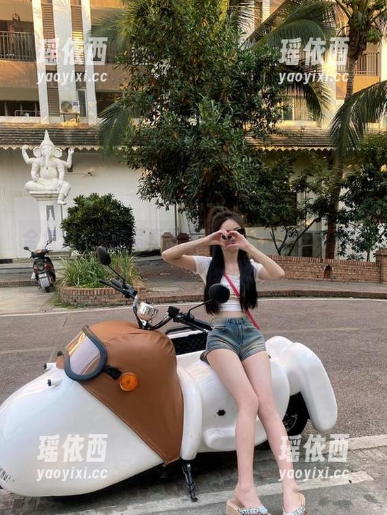 金鱼yui最新写真震撼上线：幽灵姬以搞笑造型掀起水下狂潮！