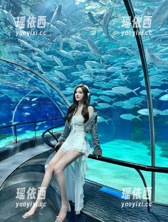 铭铭kizami的青春印记：今日精选写真捕捉高中生的多彩生活