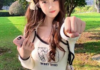 青豆客 – 尤美Yumi的纯白写真图集：感受经典与现代的完美融合