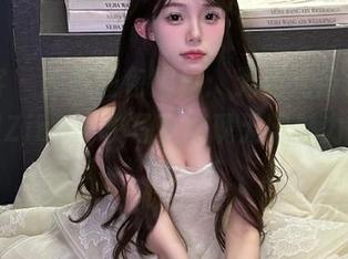 青豆客 – 独家图包揭秘：无圣光条件下，战姝羽Zina泳衣写真展现无限魅力与风情！