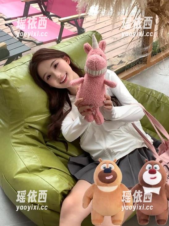 青豆客 - 沈梦瑶_Gcat的女王作品，带你领略无圣光下的真实之美与内心深邃