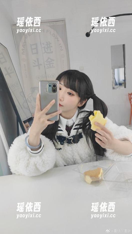 在面饼仙儿的居家美图精选中，感受生活的小确幸与温暖